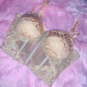 Charlotte Russe Cream Bustier (like) Top🌟🌟
